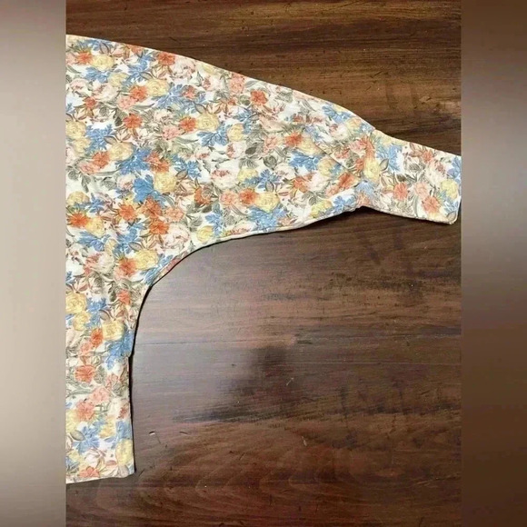 ANDTHEWHY Los Angeles Reverse Print Dolman Sleeve Floral Top Size Large Chic NWT - Picture 5 of 12